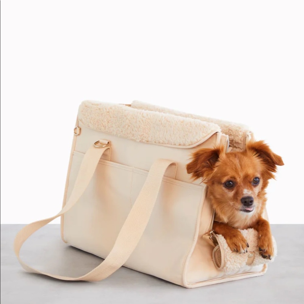 Beis pet purse for small pets